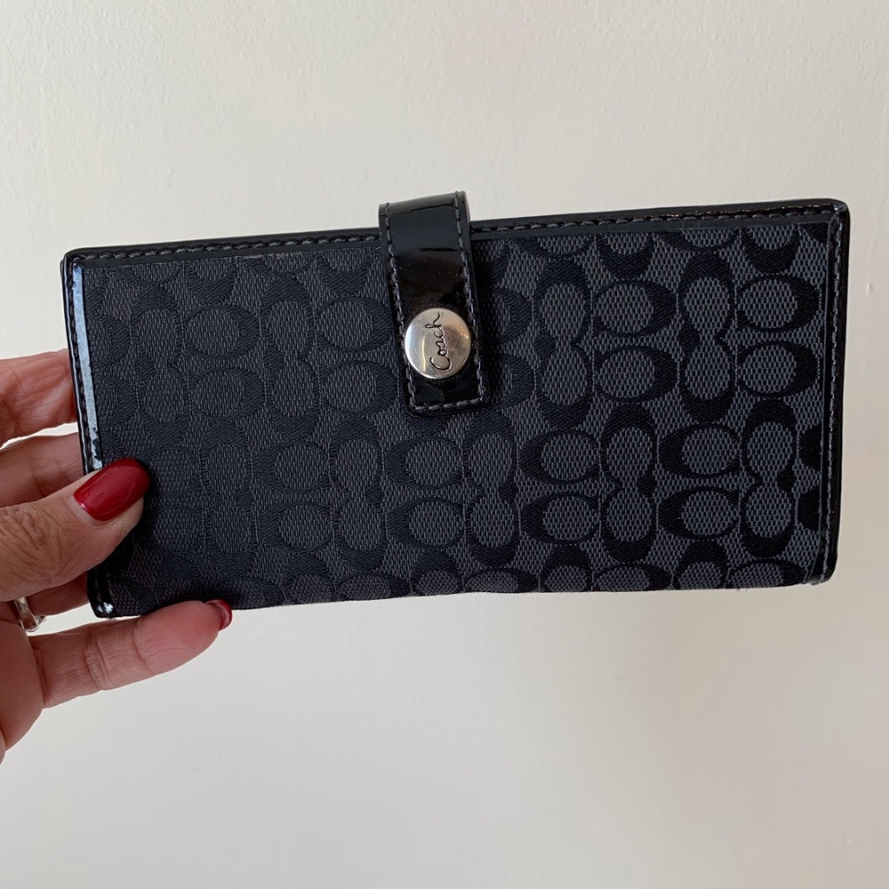 Coach wallet